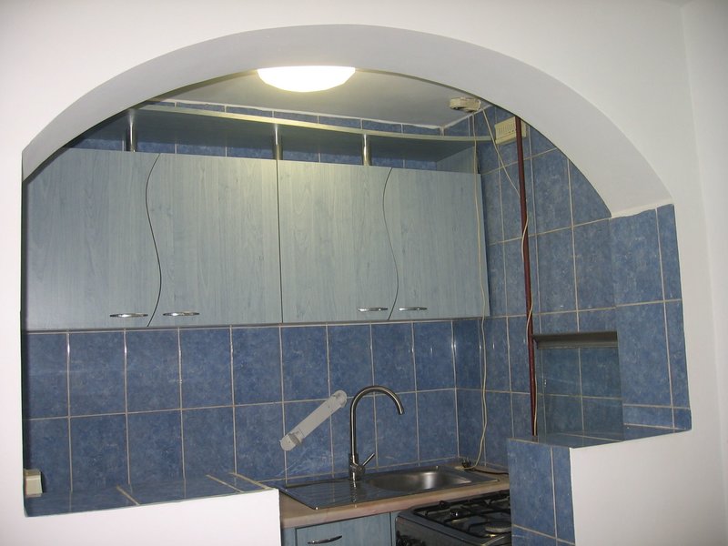 Aparatorii Patriei la 10 minute de metrou, garsoniera in vila.